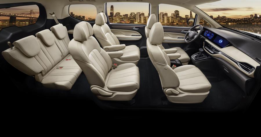 Интерьер Trumpchi GM6 2019 года  (фото 5 из 12)